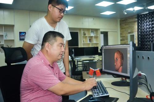 2.寇义峰老师辅导同学做建模 2.寇义峰老师辅导同学做建模