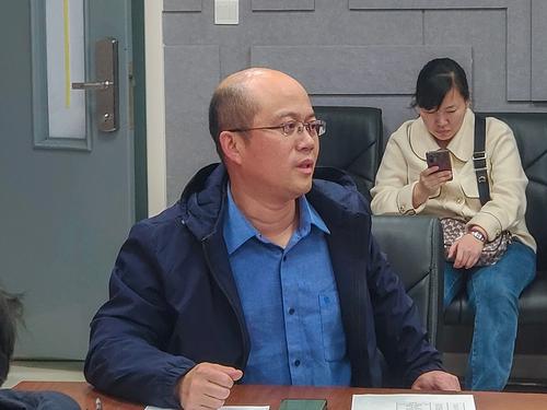 2副校长王宏亮对家访月活动提出要求(1) 2副校长王宏亮对家访月活动提出要求(1)