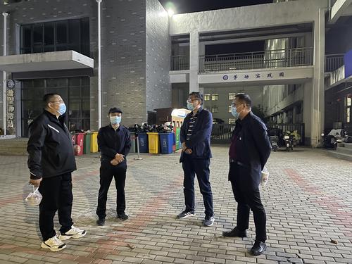 校党委书记邵元辉查询学生学习生活情况 校党委书记邵元辉查询学生学习生活情况