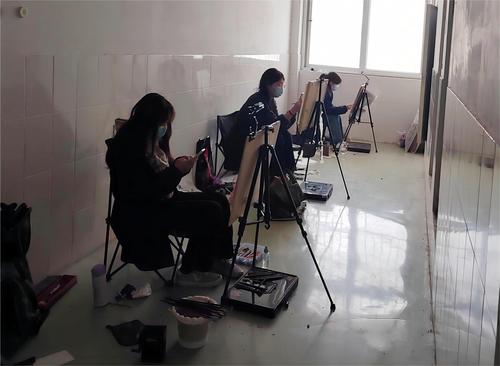 4.同学们以梦为马追逐青春之花 4.同学们以梦为马追逐青春之花