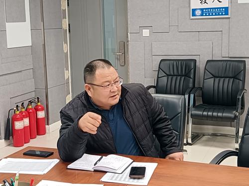 7.校党委书记邵元辉在总结讲话中赋诗寄语高三师生 7.校党委书记邵元辉在总结讲话中赋诗寄语高三师生