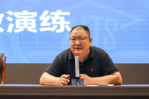 1.校党委书记邵元辉讲话 1.校党委书记邵元辉讲话