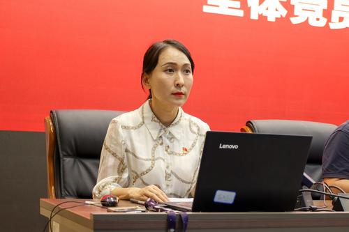 2学校办公室副主任、党建专干曹装装汇报2022—2023年党建工作 2学校办公室副主任、党建专干曹装装汇报2022—2023年党建工作
