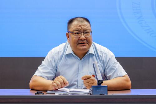 3校党委书记邵元辉对学校下一阶段的党建工作进行部署安排 3校党委书记邵元辉对学校下一阶段的党建工作进行部署安排