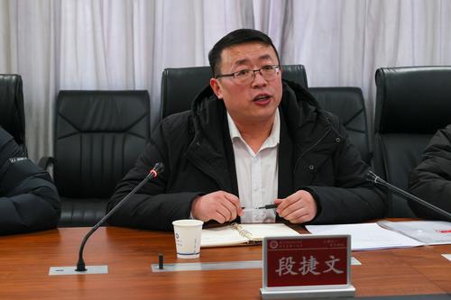 4河南863软件股份有限公司教育事业部总经理段捷文对企业做详细介绍 4河南863软件股份有限公司教育事业部总经理段捷文对企业做详细介绍
