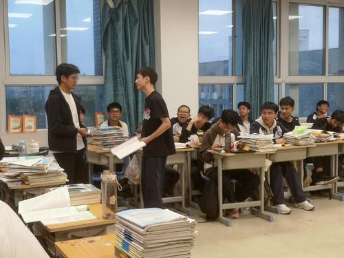 3.学生情绪被剧情深深感染 3.学生情绪被剧情深深感染