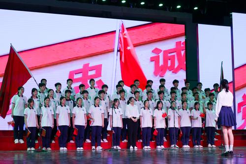 1-2303班合唱《强军战歌》 1-2303班合唱《强军战歌》