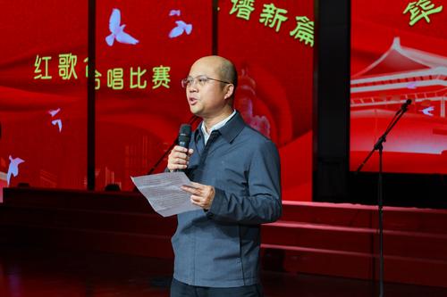 8副校长王宏亮致词 8副校长王宏亮致词
