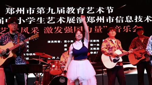 3歌曲演唱《一瞬间》 3歌曲演唱《一瞬间》