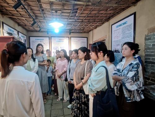 3老师们参观学习 3老师们参观学习