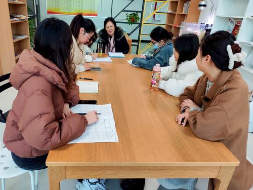 1研讨会现场 1研讨会现场