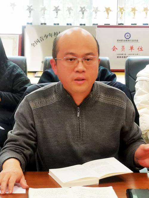 3副校长王宏亮讲话 3副校长王宏亮讲话