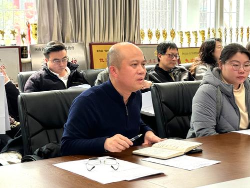 3副校长王宏亮讲话 3副校长王宏亮讲话