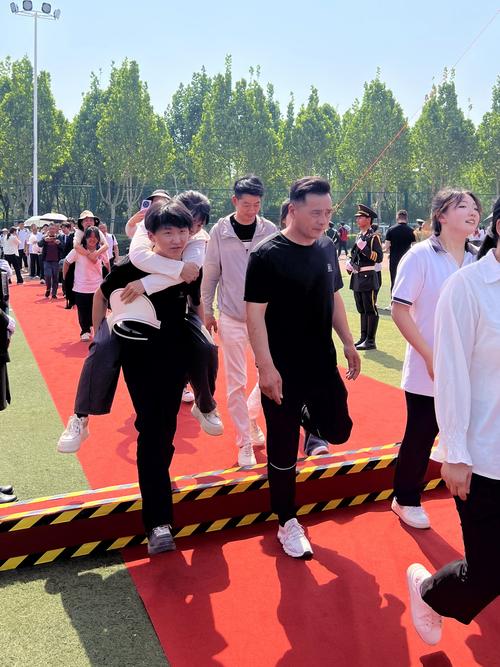 5背起母亲走过成人门 5背起母亲走过成人门